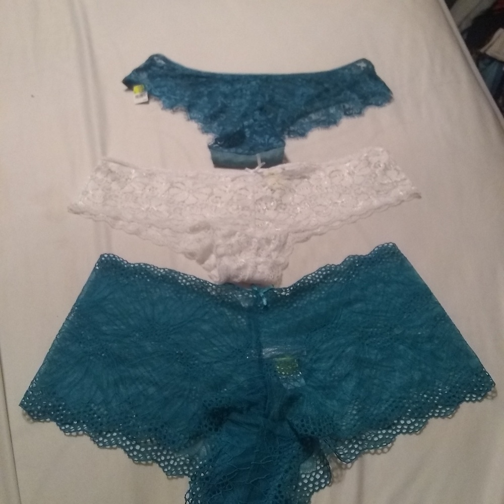 Panties - Picture 2 of 2